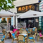 аркадийский дворец терраса прямой вид на море