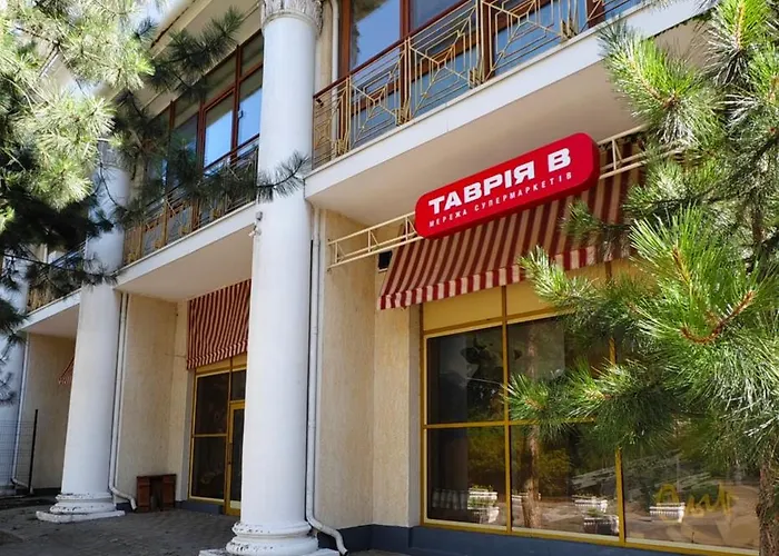 аркадийский дворец терраса прямой вид на море *