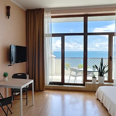 аркадийский дворец терраса прямой вид на море Apartamento